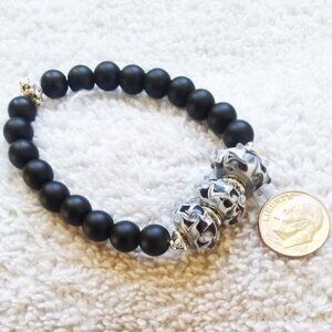 Bold Elegance! Handmade Glass Beads ~ 7" Bracelet